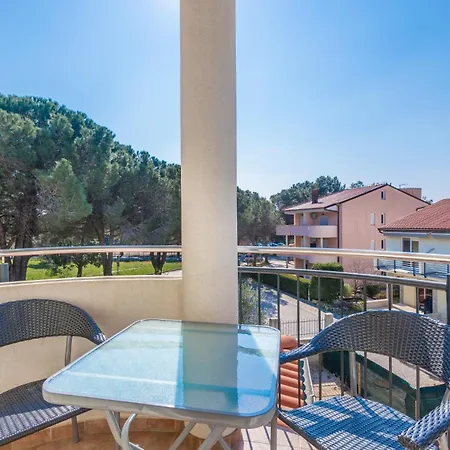 Apartment Pinia - A2 First Floor - Mpolo