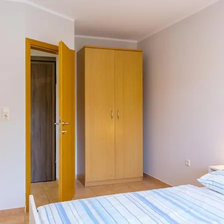 Pinia - A2 First Floor - Mpolo Medulin